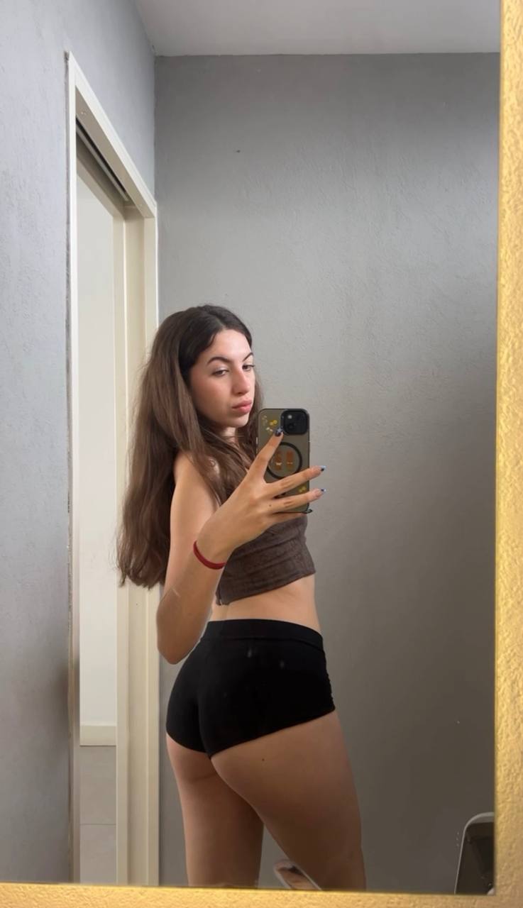 Amber in her underwear in Paris