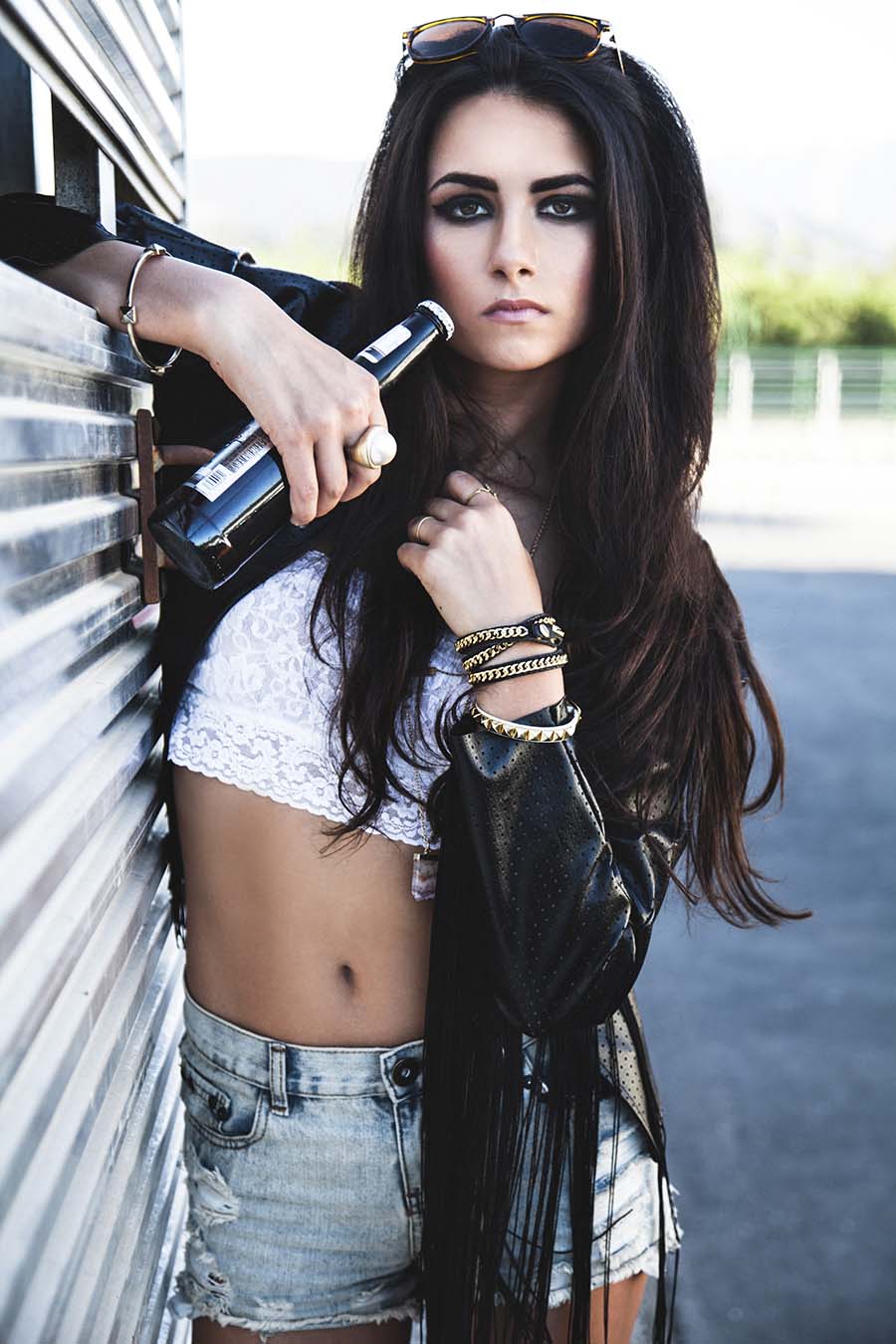 Sassy girls’s look of the day — catch her live in Paris