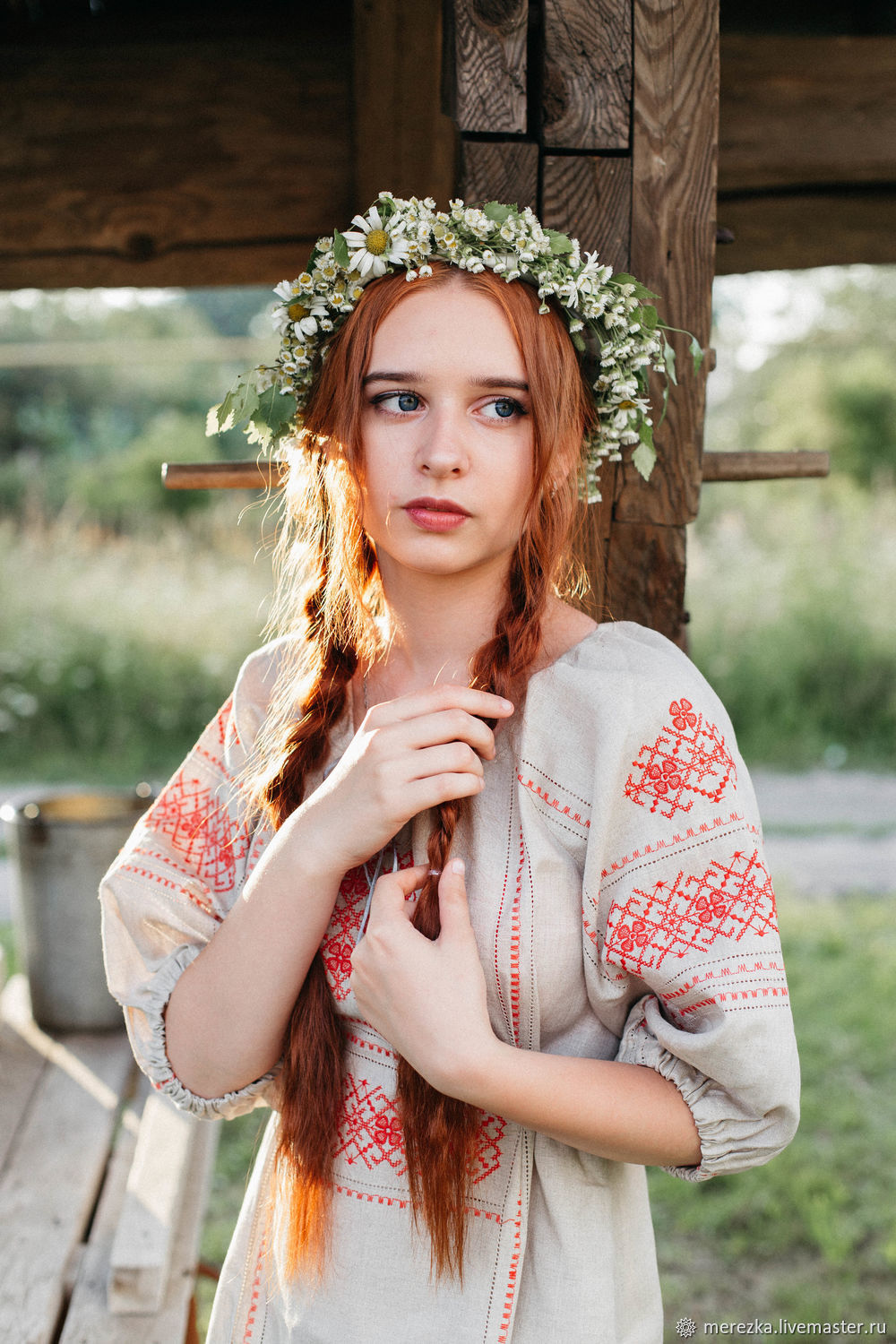 A playful frame from Girls in Slavic costumes — online in Paris